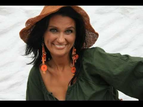 LEM - Morena adlı videoyu YouTube'da izle LEM - Morena adlı videoyu YouTube'da izle
