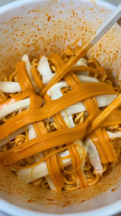 eating smokey buldak cheese noodles #asmr #koreanfood