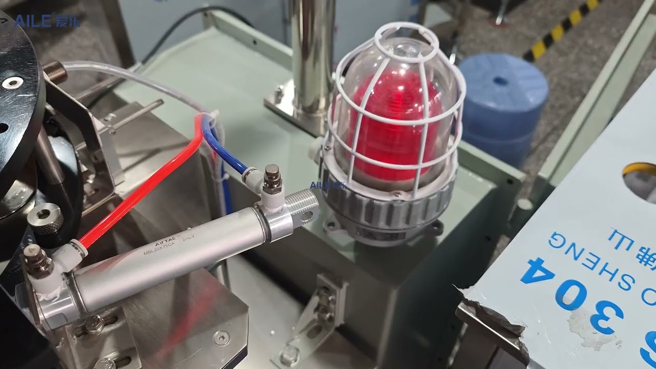 Automatic weighing machine for aerosol production line