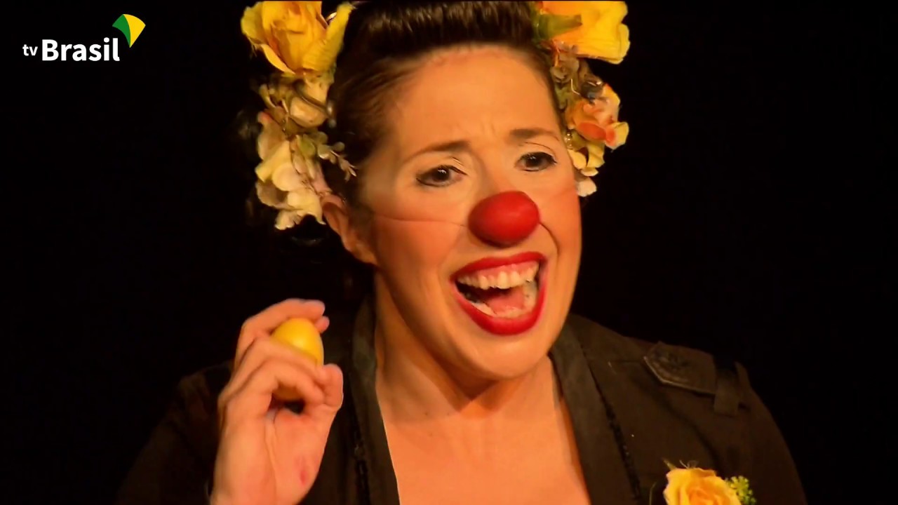 Palhaçaria exibe as cenas mais divertidas com os palhaços