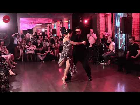 Clarisa Aragon y Jonathan Saavedra, Grand Milonga INFUEGO, 4-4
