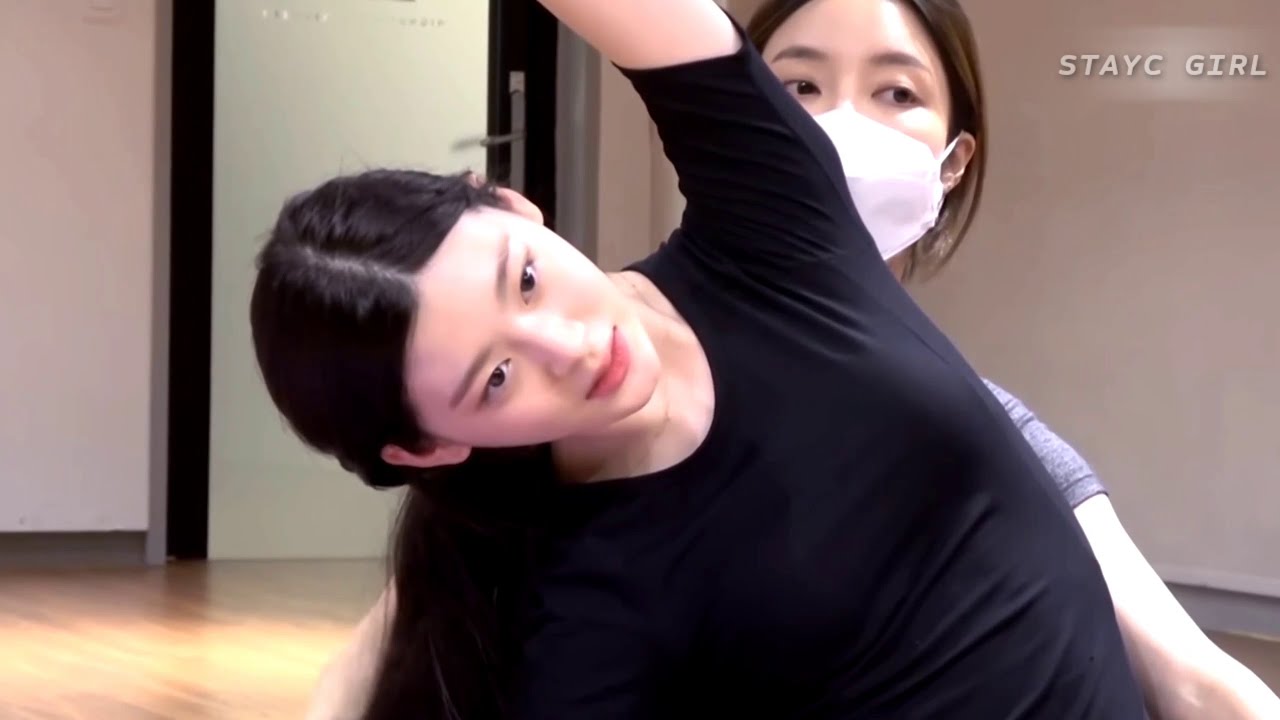 STAYC Seeun s Tough Yoga Class YouTube