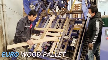 How The Skilled Worker Use The Euro Wood Pallet Nailing Machine Complete One Pallet Within 50 Second