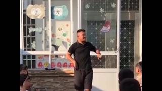 Kindergarten Teachers Dance Cl Cctv English
