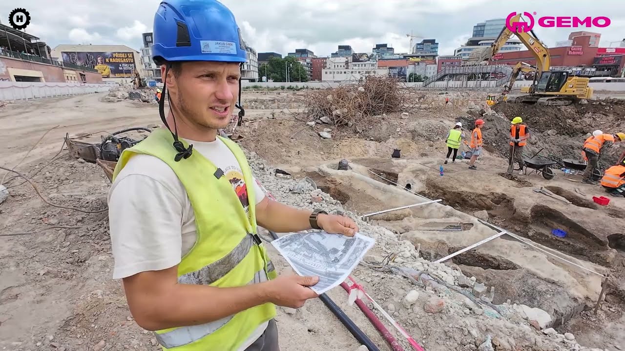 Stavitelé v akci | ep.15 - Dornych Brno - zemní práce, archeologický výzkum | Archaia Brno