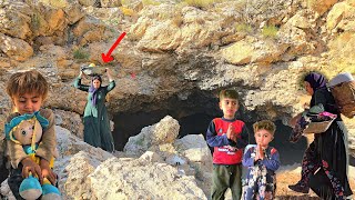 Download Lagu Brave Mother: Providing Water in the Mountains at the Cost of a Human Life MP3 Download Lagu Brave Mother: Providing Water in the Mountains at the Cost of a Human Life MP3