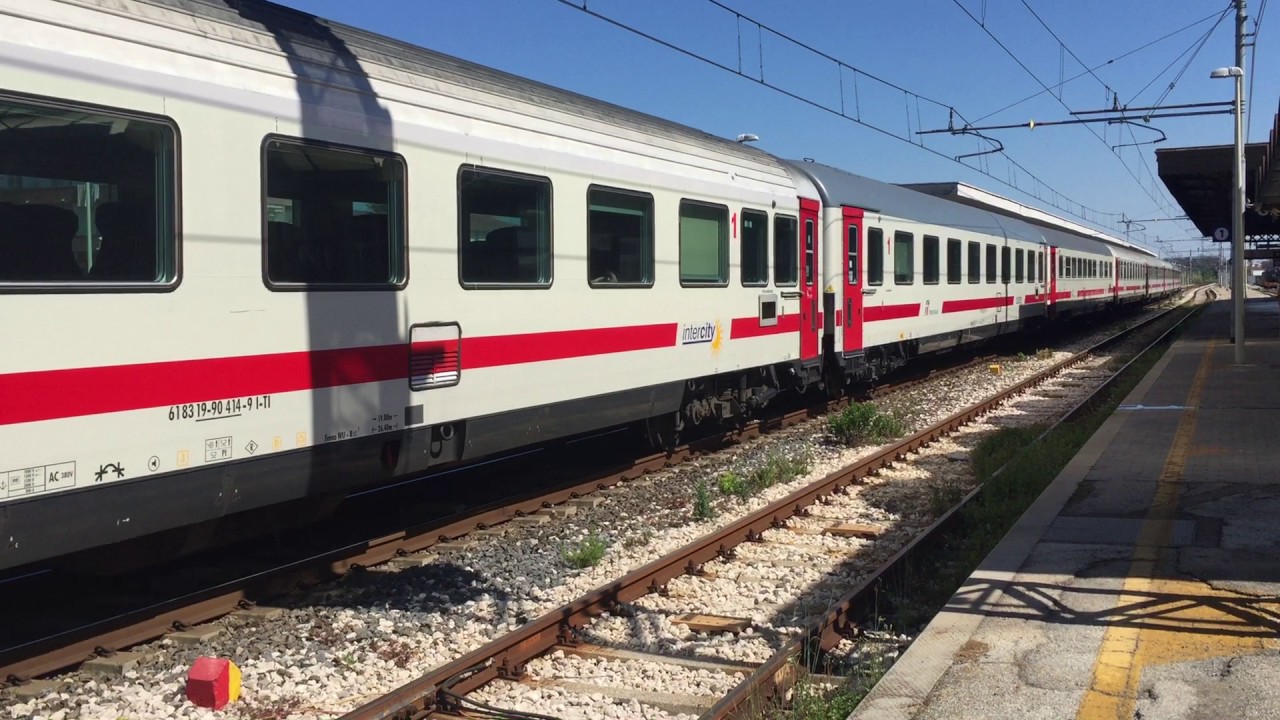 TRENI Intercity 612 In Livrea ICSun Giulianova HD YouTube treni-intercity-612-in-livrea-icsun-giulianova-hd-youtube