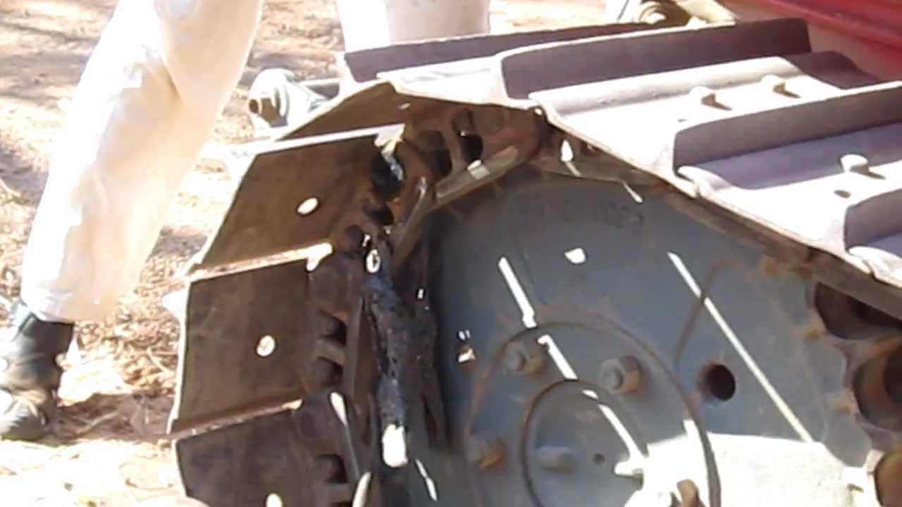 RIPARAZIONE PERNO CINGOLO