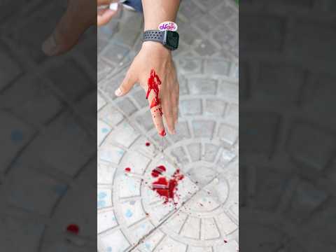 خون مصنوعی جون میده برای گریم    گریم خون 