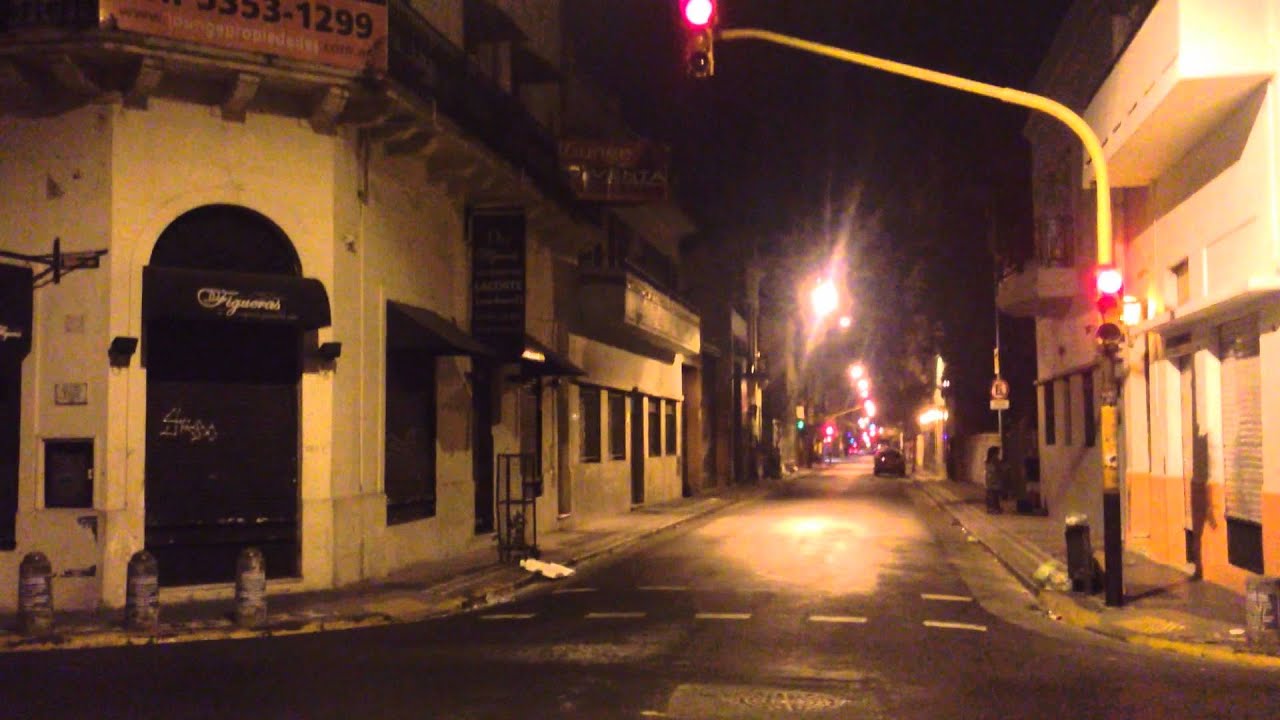 The Monsoon Diaries: ARGENTINA - Christmas On The Streets