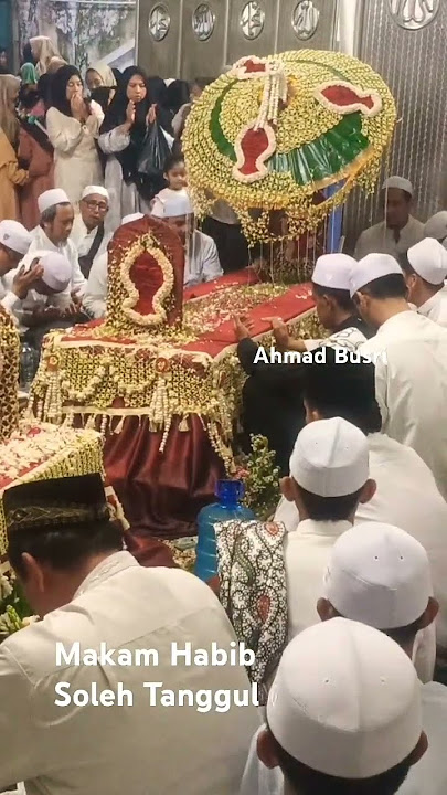 Makam Habib Soleh Tanggul, Jember