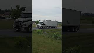 Freightliner Cascadia driving with OEM airhorn to station in Mount joy PA