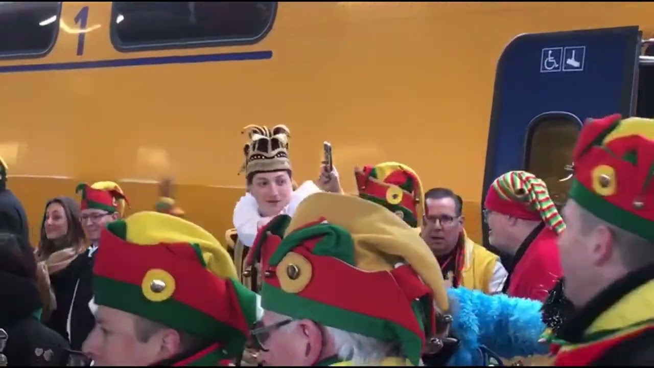 Stadsprins Loyd aankost station Maastricht.