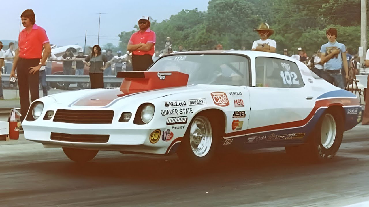 Этот подросток из Калифорнии ПЕРЕХИТРИЛ гонщиков, установив систему впрыска закиси азота за 70 до...