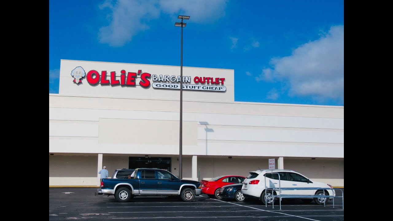 Town 'N Country Suite 7099 - 2,500 SQ FT