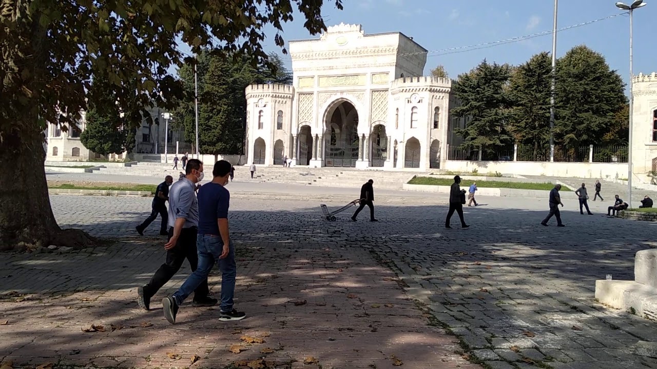 Beyazıt Camii 26.10.2020 öğlen ezanı, okuyan Hafız Abdüllatif EFE