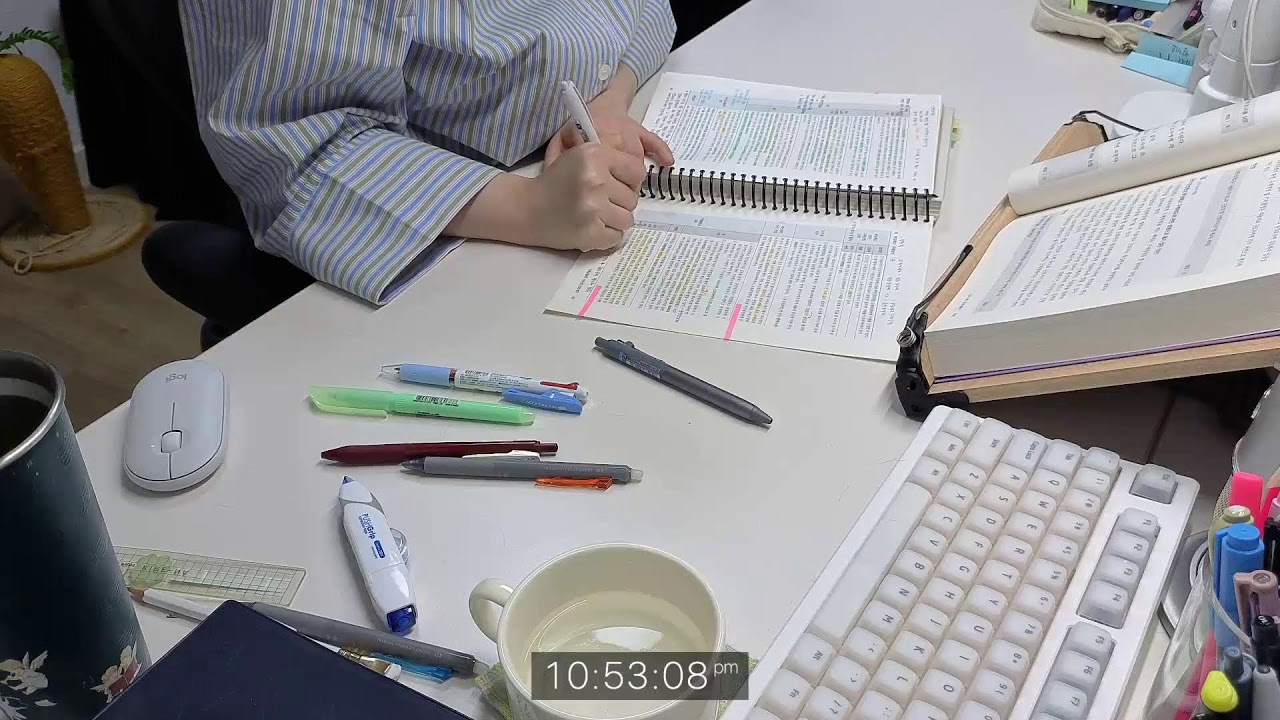 [260223] study with me 🕯️ brown noise ₊˚⊹ᰔ