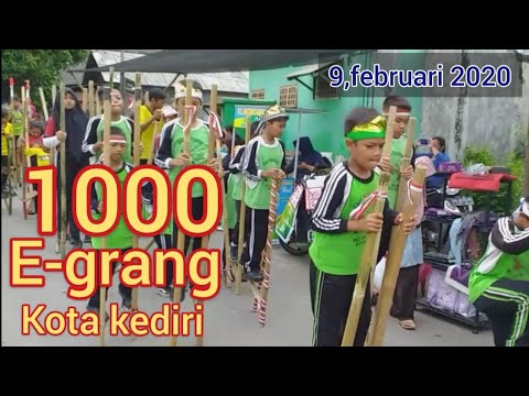 Mainan tradisional EGRANG BAMBU  KEC MOJORORO KOTA  KEDIRI  