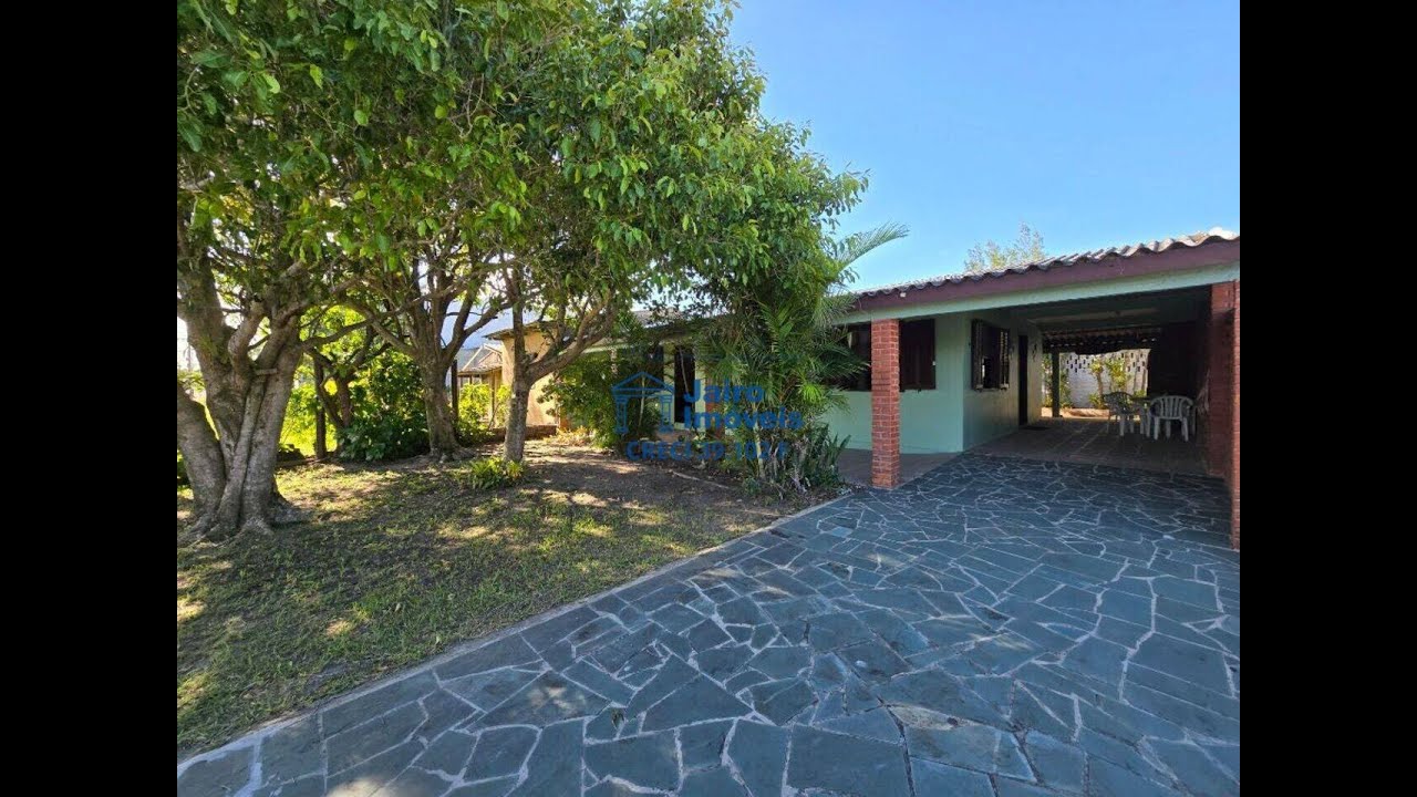 Linda casa na praia de Magistério - Balneário Pinhal/RS, à venda por R$239.000,00!