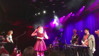 Video thumbnail of "Ingrid Michaelson & Jason Mraz - Christmas Valentine (1st performance together, 12/11/19)"