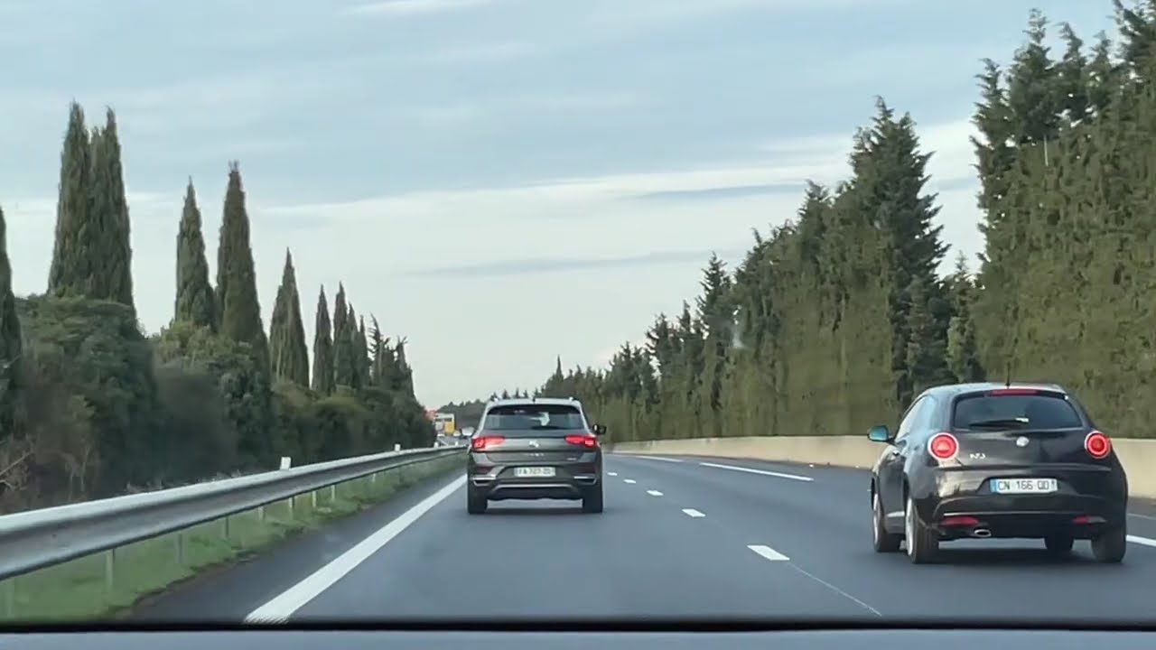 France: A7 - A54 - N113, Salon-de-Provence - Saint-Martin-de-Crau