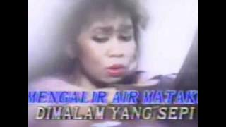 Endang S Taurina - Dia Yang Ku Cari - YouTube.FLV