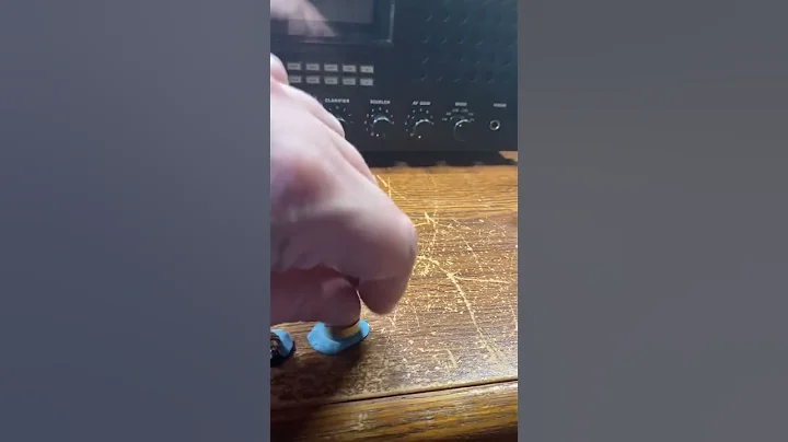 Cb radio variable tweety bird noise toy. Demonstra...