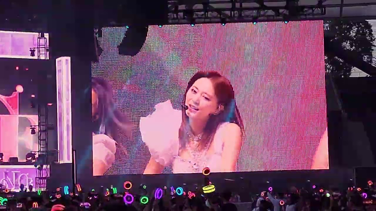 Twice Encore Concert LA Banc Of California Stadium 