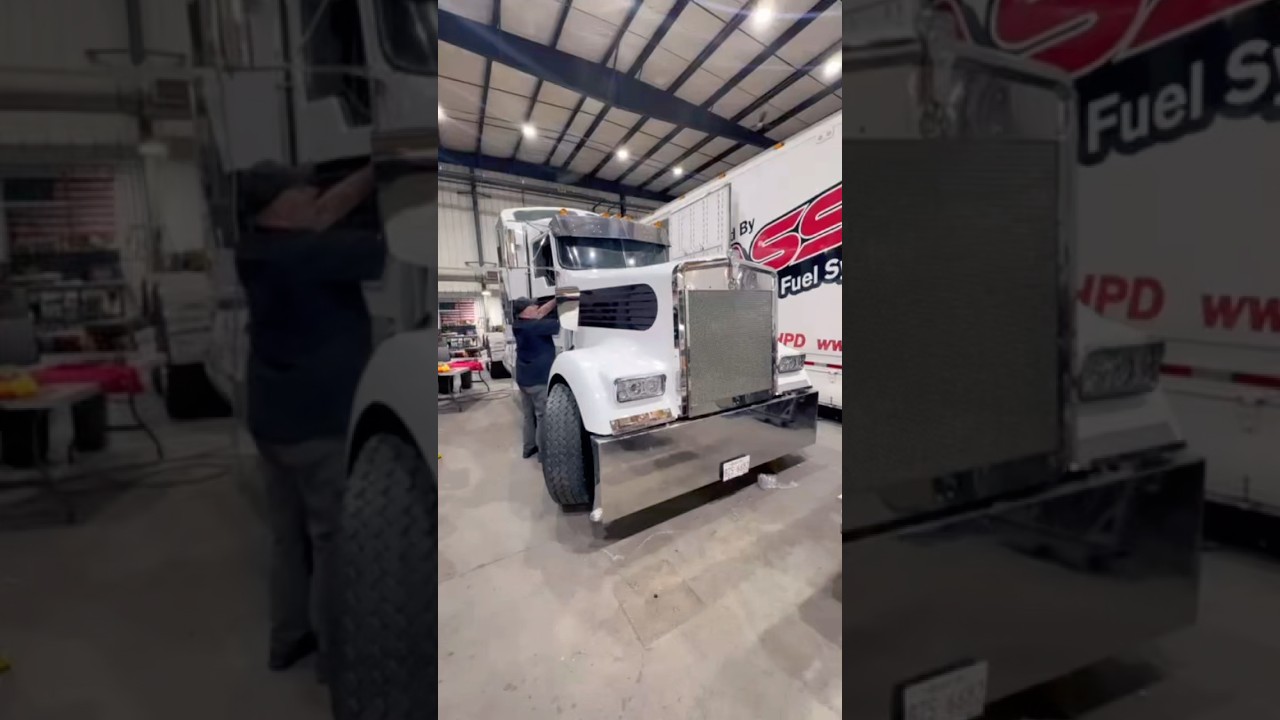Update on the Kenworth W900