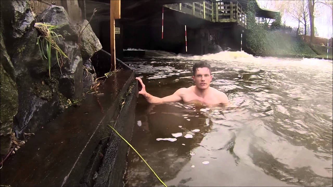Bij Wim Hof (the iceman) in de leer, het water is kouder dan je denkt