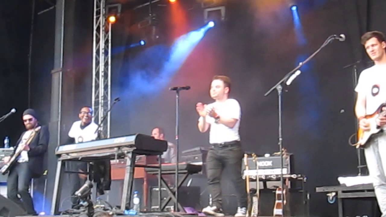 Innoss'B and Van Velzen - Jambo Bwana,  live in Wageningen, the Netherlands, 5 May 2014