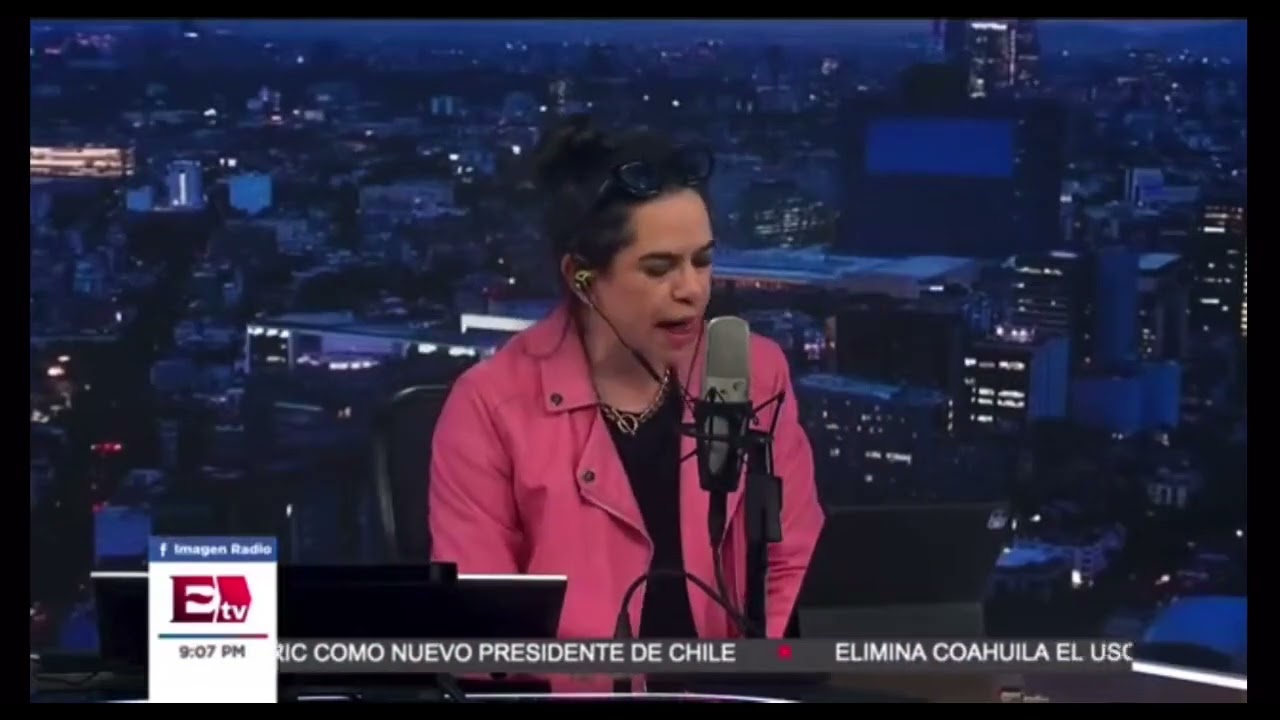 Yuriria Sierra, conductora de radio y tv, borracha, ebria, peda jajajaja