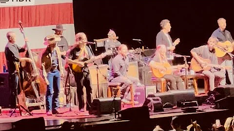 Willie Nelson& Sons , Billy Strings& Friends  Ill ...