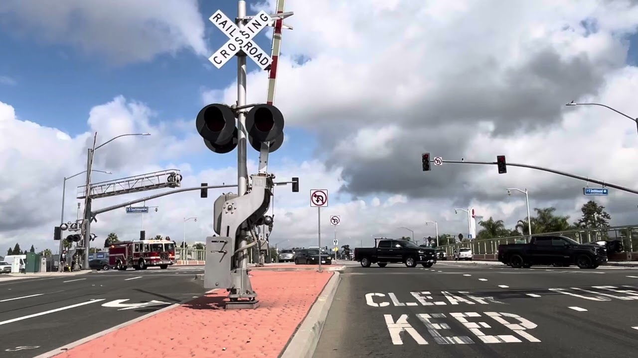 OCFA Engine / BC arriving onscene of TC