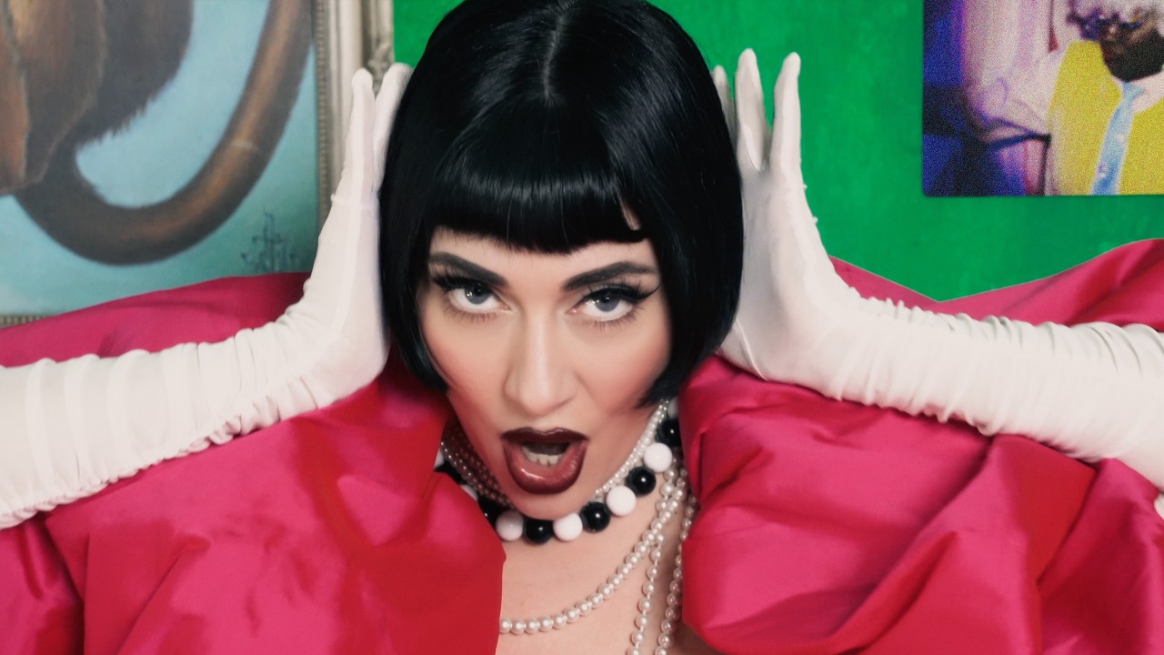 Qveen Herby - The Fool ft. THOT SQUAD