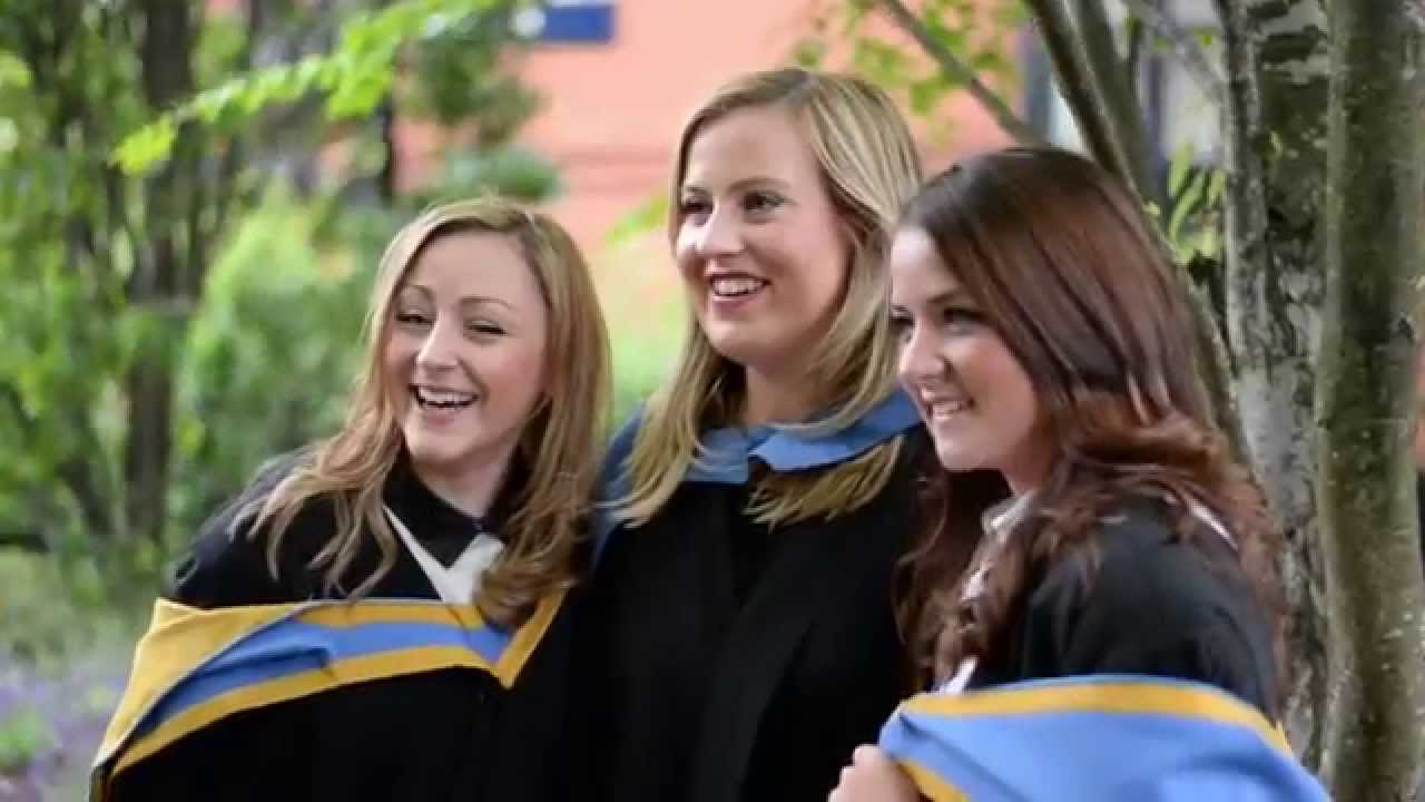 university of strathclyde graduation gown