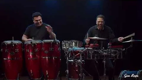 Luisito & Roberto Quintero perform Rumba en San Ag...