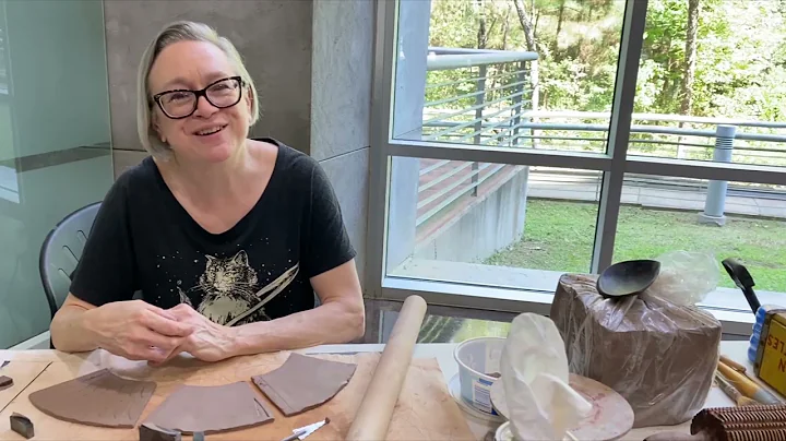 The Crafty View: Laurie Key demonstrates her hand ...