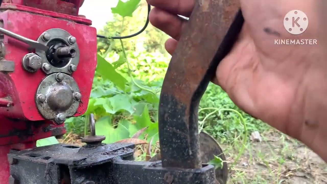 Power Tiller ki PTO shaft ki oil seal ki leakage ha seal replacement kase kra