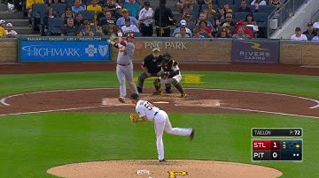 STL@PIT: Voit scores from first on an error in center