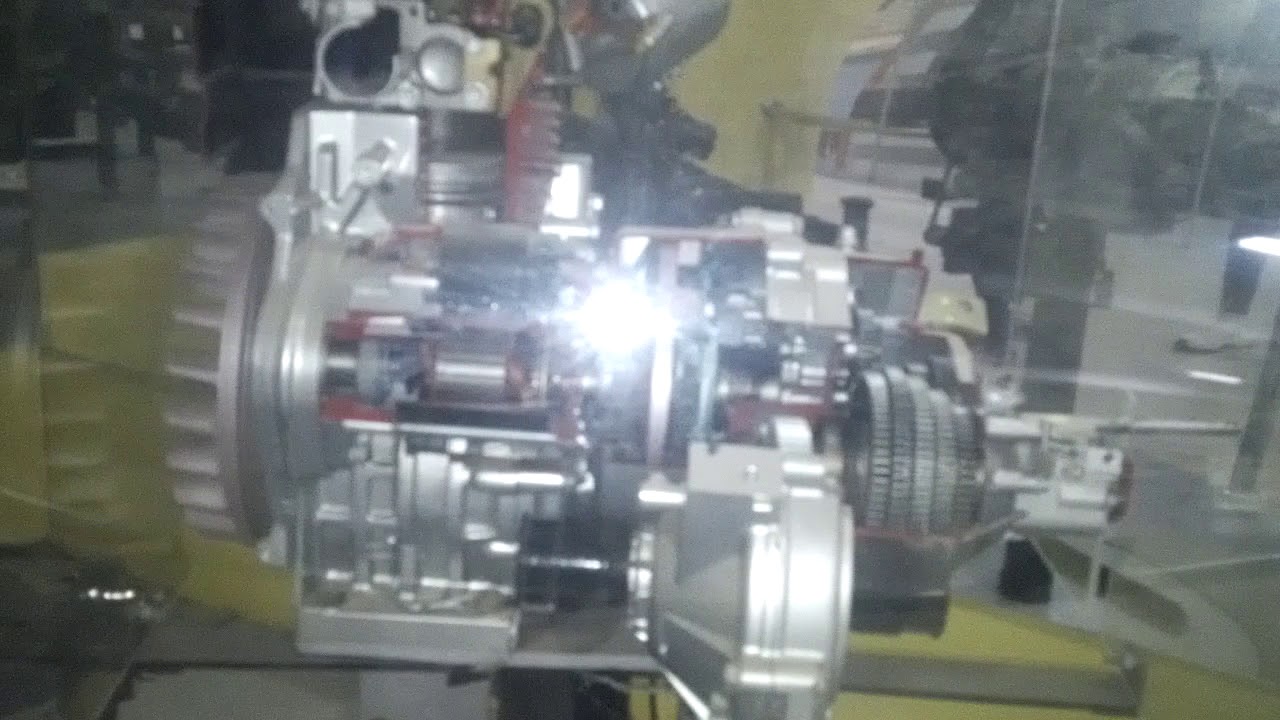 Single cylinder engine of an auto rickshaw YouTube