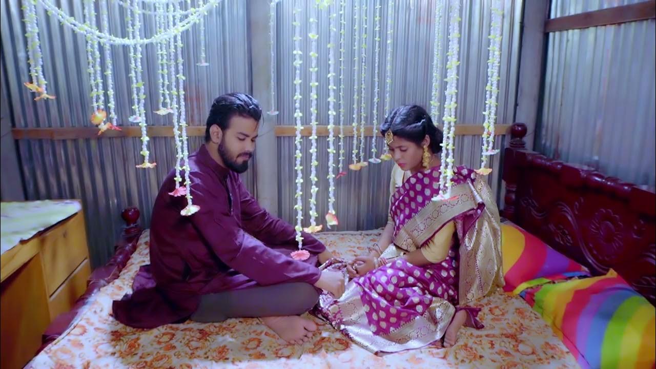 Katta qora siklar Erkaklash orqali jinsiy aloqa