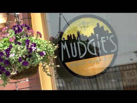 501 | Mudgie's Deli | Detroit | Under the Radar Michigan