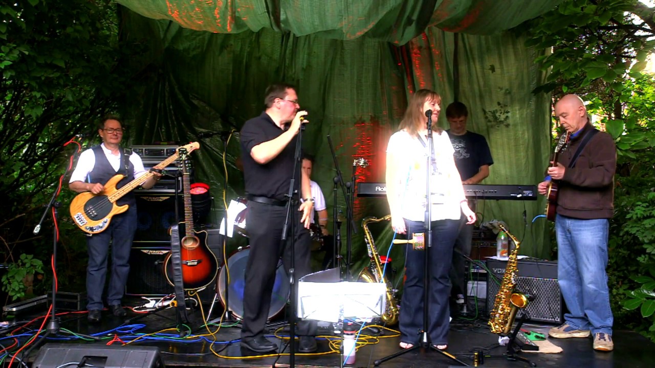 Using the in-built Avid effects to create Boris glows