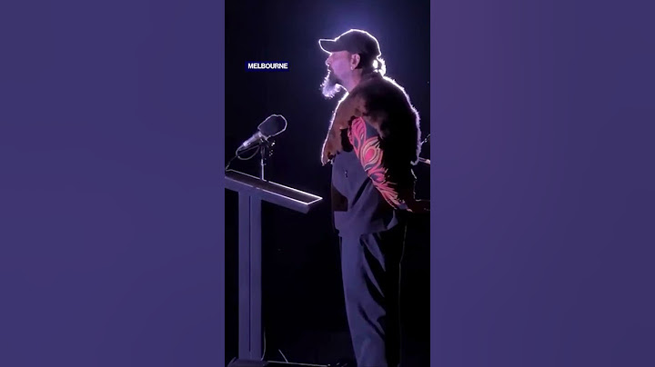 Protestors boo Welcome to Country during ANZAC dawn service