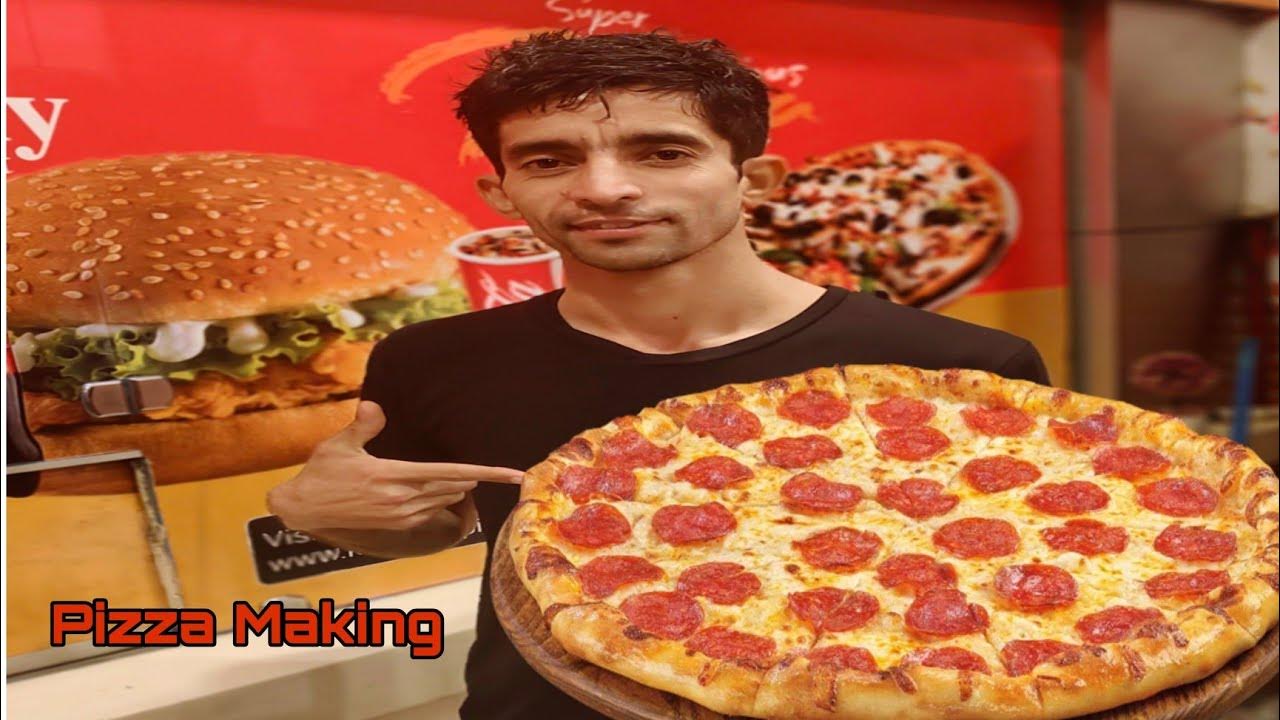 kentucky Pizza Kesy banta hai YouTube