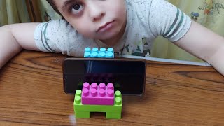 عمل حامل للموبايل من المكعبات،  blocks screenshot 5