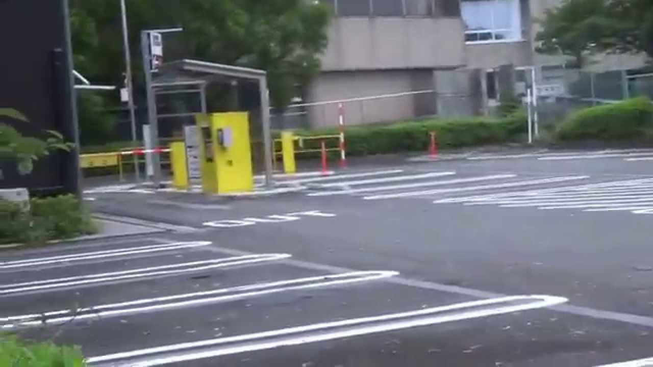 徒歩ルート 生田緑地西口駐車場から中央広場への道14年7月19日 5分 Youtube