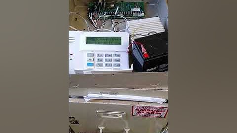 Demo of Honeywell alarm 6160RF keypad with Vista 20p