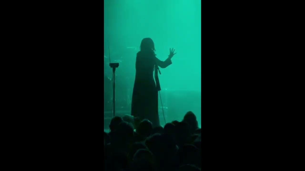 Heartworms -  In The Beginning/Just To Ask A Dance (Live at The Electric Ballroom, Camden 13/2/25)